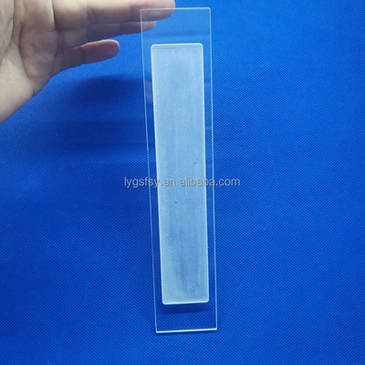 Cnc Finishing Laboratory Slotted Quartz Sheet Zuur en Alkali Resistent